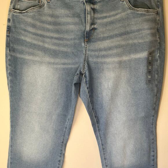 NWT! Sonoma The Everyday Skinny Jean Light Wash Size 24W - Picture 9 of 16